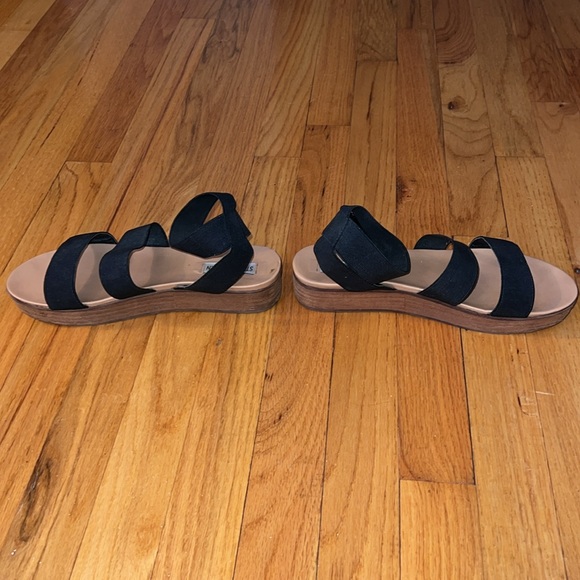 Steve Madden Platform Sandals - Picture 5 of 7